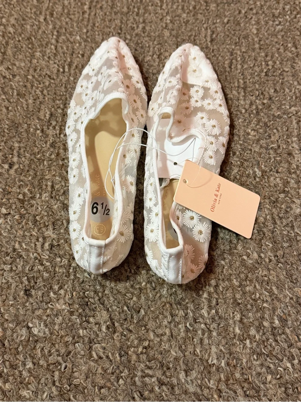 White Floral Lace Ballet Flats - Women's